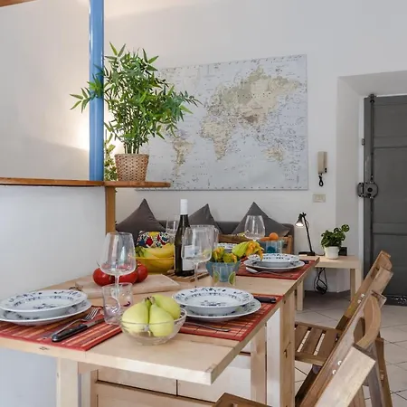 Tuttomondo Flat With Private Courtyard *