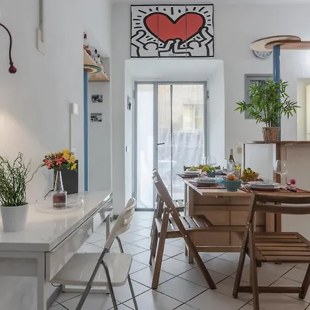 Tuttomondo Flat With Private Courtyard Apartment *